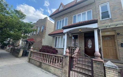 Multi Family House For Sale in Brooklyn New York 7 Beds 5 Baths