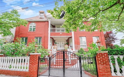 Single Family House For Sale in Brooklyn New York 4 Beds 7 Baths
