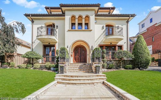 Single Family House For Sale in Brooklyn New York 4 Beds 5 Baths