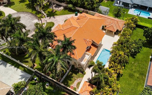 Single Family House For Sale in Miami Florida 7 Beds 7 Baths