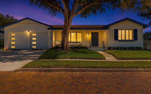 Single Family House For Sale in Orlando Florida 3 Beds 2 Baths