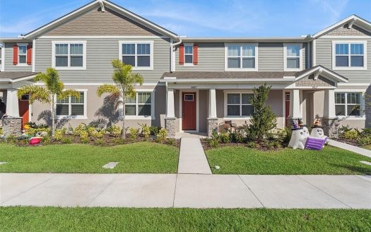 Town House For Sale in Orlando Florida 3 Beds 3 Baths