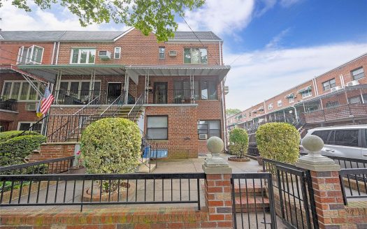 Multi Family House For Sale in Brooklyn New York 5 Beds 4 Baths