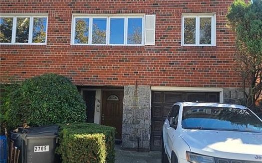 Multi Family House For Sale in Brooklyn New York 7 Beds 5 Baths