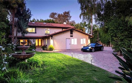 Single Family House For Sale in Chatsworth California 8 Beds 7 Baths