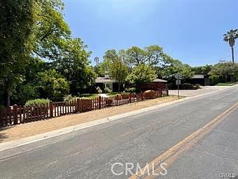 Single Family For Rent in Encino California 3 Beds 2 Baths