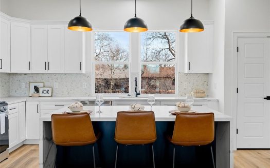 Single Family For Rent in Houston Texas 3 Beds 4 Baths