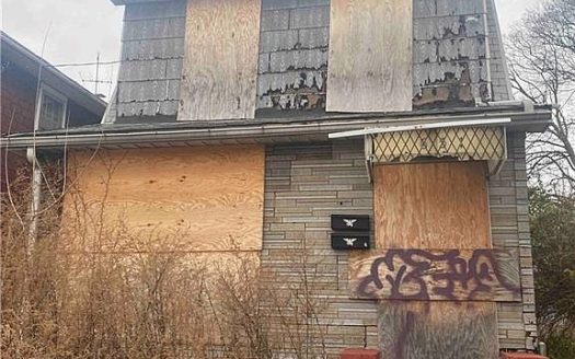 Multi Family House For Sale in Brooklyn New York 4 Beds 2 Baths