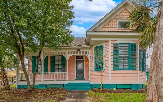 Single Family For Rent in Houston Texas 3 Beds 2 Baths