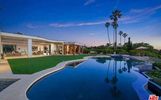 Single Family House For Sale in Beverly Hills California 6 Beds 7 Baths