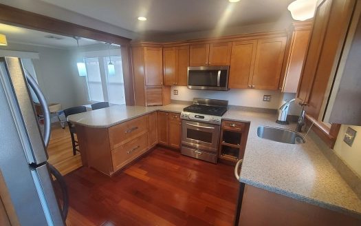 Apartment For Rent in Dorchester Center Massachusetts 2 Beds 1 Bath