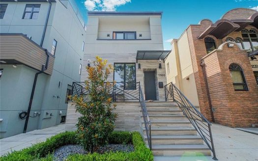 Single Family House For Sale in Brooklyn New York 3 Beds 4 Baths