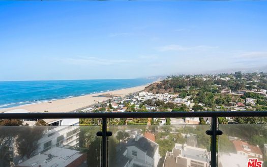 Condo For Sale in Santa Monica California 3 Beds 3 Baths