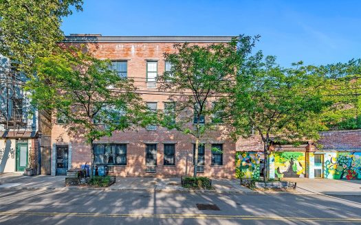 Multi Family House For Sale in Brooklyn New York 9 Beds 6 Baths
