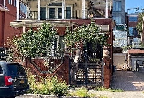 Multi Family House For Sale in Brooklyn New York 4 Beds 3 Baths