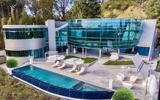 Single Family House For Sale in Beverly Hills California 6 Beds 7 Baths