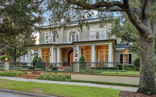 Single Family House For Sale in Orlando Florida 4 Beds 8 Baths