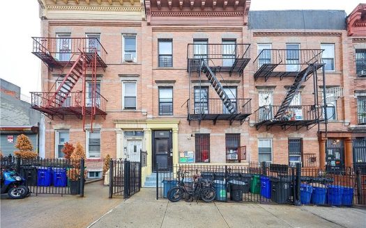 Multi Family House For Sale in Brooklyn New York 9 Beds 4 Baths