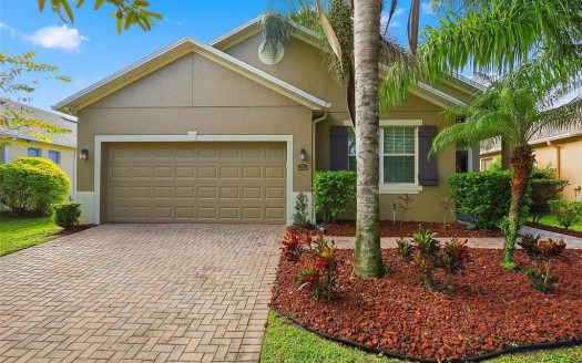 Single Family House For Sale in Orlando Florida 4 Beds 2 Baths