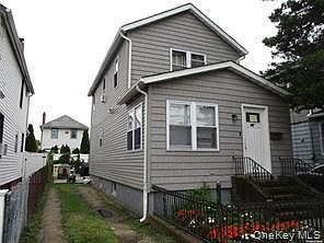 Single Family House For Sale in Inwood New York 4 Beds 2 Baths