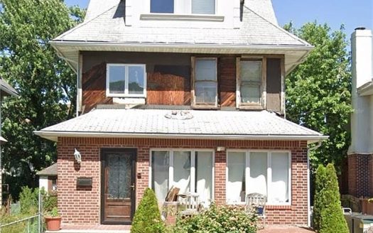 Single Family House For Sale in Brooklyn New York 5 Beds 2 Baths