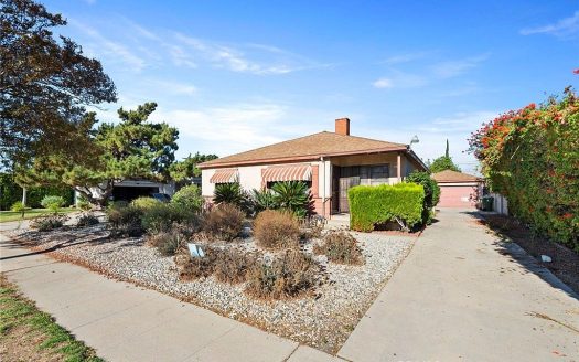 Single Family House For Sale in Pacoima California 3 Beds 2 Baths