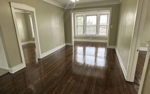 Apartment For Rent in Chicago Illinois 3 Beds 1 Bath