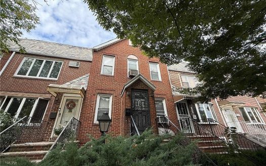 Single Family House For Sale in Brooklyn New York 3 Beds 2 Baths