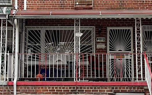 Single Family House For Sale in Brooklyn New York 9 Beds 3 Baths