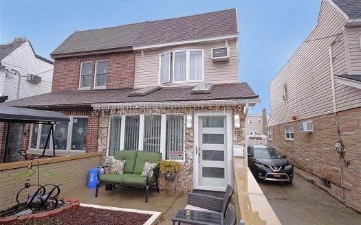 Single Family House For Sale in Brooklyn New York 3 Beds 2 Baths