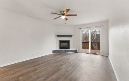 Townhome For Rent in Kansas City Missouri 3 Beds 2 Baths
