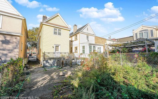Single Family House For Sale in Brooklyn New York 3 Beds 2 Baths