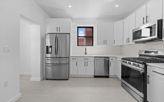 Manufactured For Sale in Brooklyn New York 3 Beds 4 Baths