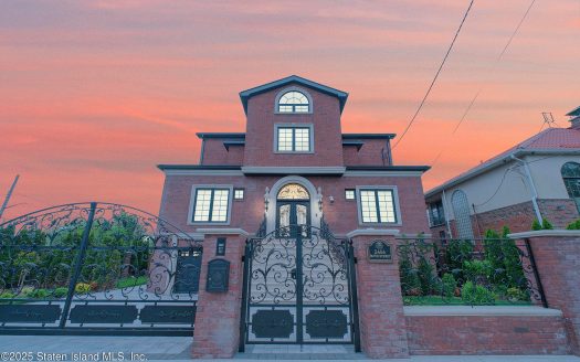 Single Family House For Sale in Brooklyn New York 5 Beds 5 Baths