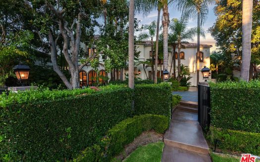 Single Family House For Sale in Beverly Hills California 6 Beds 8 Baths
