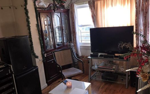 Single Family House For Sale in Brooklyn New York 4 Beds 2 Baths