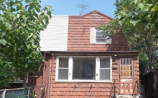 Single Family House For Sale in Brooklyn New York 2 Beds 2 Baths