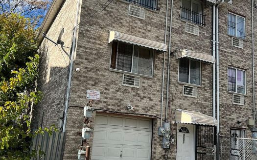 Multi Family House For Sale in Bronx New York 7 Beds 5 Baths