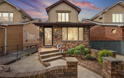 Single Family House For Sale in Brooklyn New York 3 Beds 2 Baths