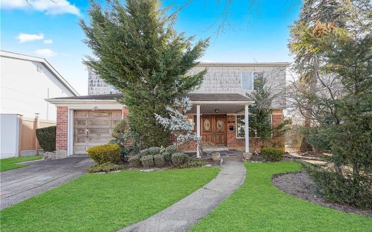 Single Family House For Sale in Brooklyn New York 3 Beds 3 Baths