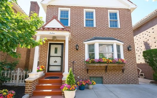 Single Family House For Sale in Brooklyn New York 3 Beds 2 Baths