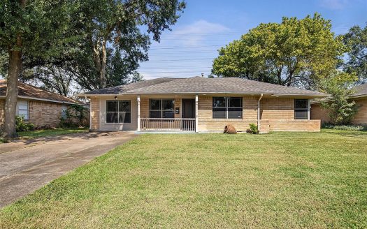 Single Family For Rent in Houston Texas 3 Beds 2 Baths