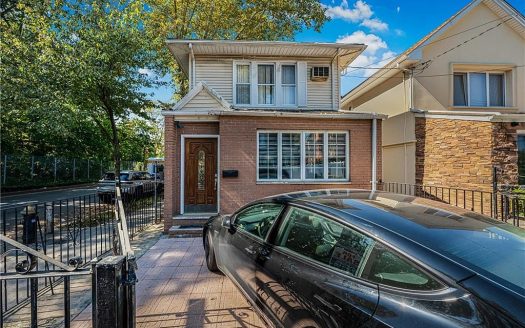 Single Family House For Sale in Brooklyn New York 3 Beds 3 Baths