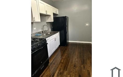 Apartment For Rent in Chicago Illinois 2 Beds 1 Bath