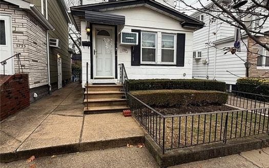 Single Family House For Sale in Brooklyn New York 2 Beds 2 Baths