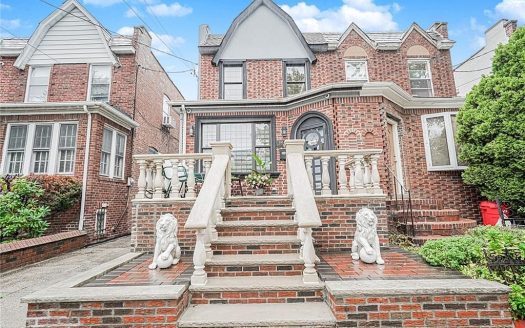 Single Family House For Sale in Brooklyn New York 4 Beds 4 Baths