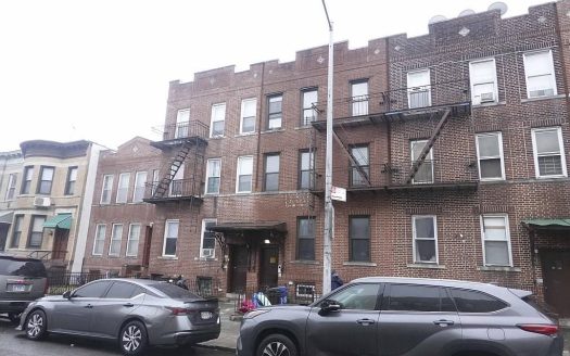 Multi Family House For Sale in Brooklyn New York 12 Beds 6 Baths