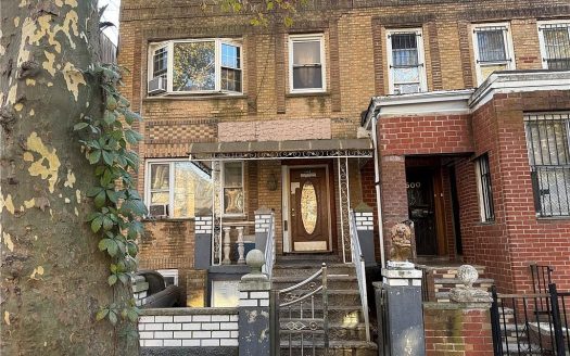 Multi Family House For Sale in Brooklyn New York 5 Beds 2 Baths