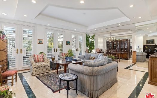 Condo For Sale in Beverly Hills California 3 Beds 3 Baths