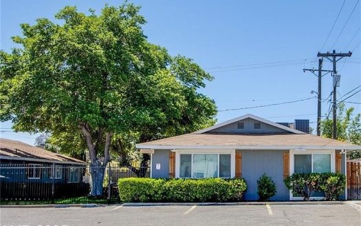 Multi Family For Rent in Las Vegas Nevada 2 Beds 1 Bath